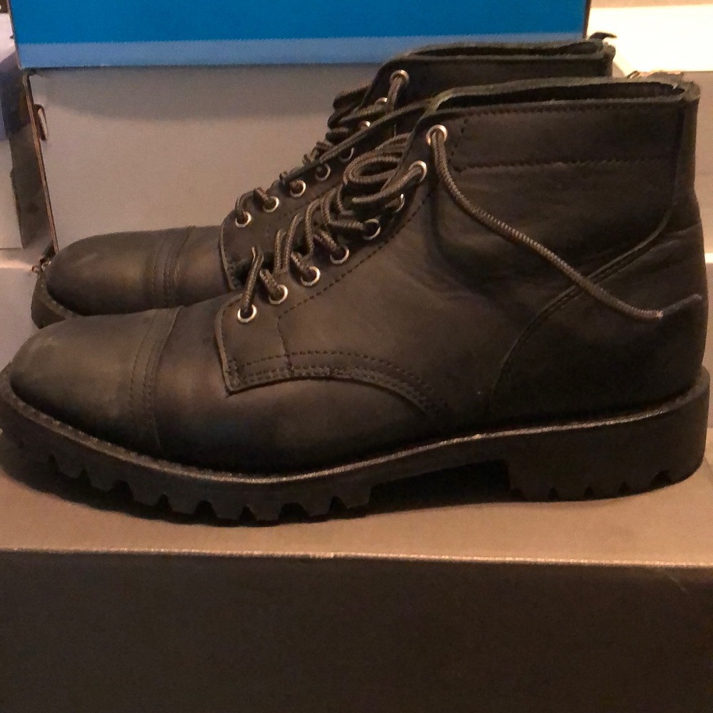 Thursday Boot Co. Black Cap-Toe Vanguard Boot 8